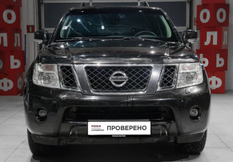 Подержанный автомобиль Nissan Pathfinder 2010 года (2 фото)