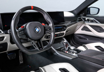 Подержанный автомобиль BMW M4 Coupe 2024 года (43 фото)