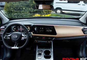 Подержанный автомобиль GAC GS3 2024 года (10 фото)