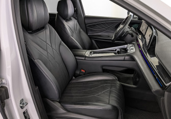 Подержанный автомобиль Exeed RX 2023 года (24 фото)