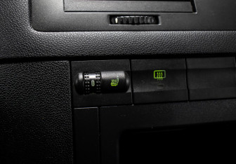 Подержанный автомобиль Skoda Fabia Sedan 2007 года (18 фото)