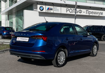 Подержанный автомобиль Skoda Rapid Liftback 2021 года (5 фото)