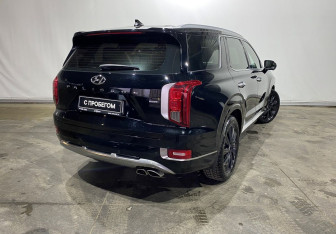 Подержанный автомобиль Hyundai Palisade 2022 года (4 фото)