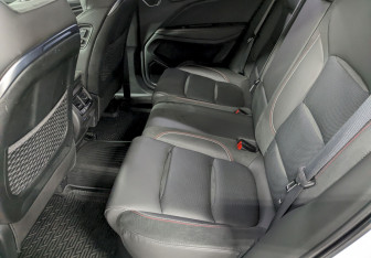 Подержанный автомобиль Geely Tugella 2023 года (17 фото)