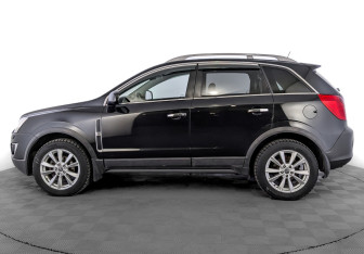 Подержанный автомобиль Opel Antara 2013 года (8 фото)