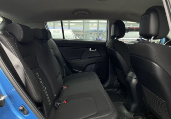 Подержанный автомобиль Kia Sportage 2012 года (21 фото)