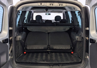 Подержанный автомобиль LADA (ВАЗ) Largus Wagon 2019 года (10 фото)