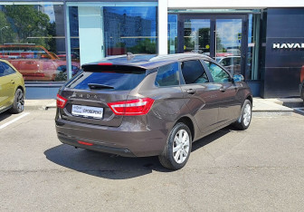 Подержанный автомобиль LADA (ВАЗ) Vesta Wagon 2021 года (5 фото)