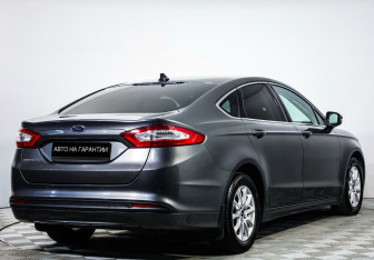 Подержанный автомобиль Ford Mondeo Sedan 2017 года (3 фото)