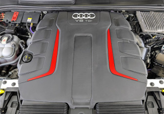 Подержанный автомобиль Audi SQ7 2020 года (9 фото)