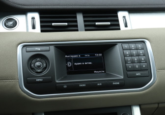 Подержанный автомобиль Land Rover Range Rover Evoque 2012 года (16 фото)