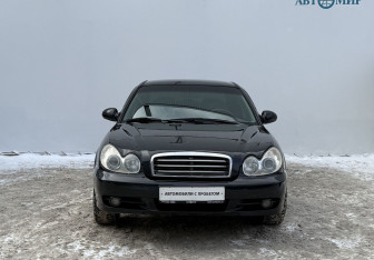 Подержанный автомобиль Hyundai Sonata 2005 года (2 фото)