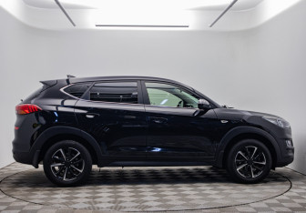 Подержанный автомобиль Hyundai Tucson 2020 года (4 фото)