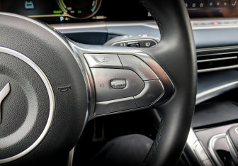 Подержанный автомобиль Voyah Free 2022 года (27 фото)