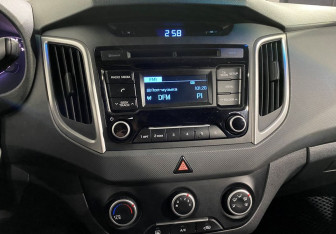 Подержанный автомобиль Hyundai Creta 2016 года (13 фото)