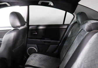 Подержанный автомобиль Mazda 3 Sedan 2008 года (8 фото)