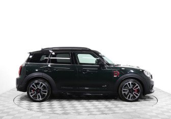 Подержанный автомобиль MINI Countryman 2022 года (4 фото)