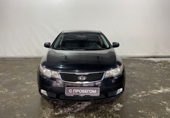 Подержанный автомобиль Kia Cerato Sedan 2011 года (2 фото)