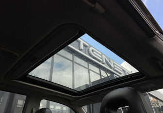 Подержанный автомобиль Nissan X-Trail 2005 года (24 фото)