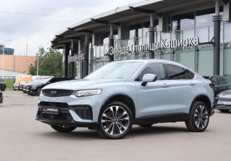 Подержанный автомобиль Geely Tugella 2023 года (27 фото)