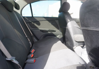 Подержанный автомобиль Kia Rio Sedan 2009 года (10 фото)