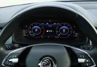 Подержанный автомобиль Skoda Kodiaq 2020 года (11 фото)