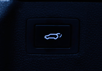 Подержанный автомобиль Hyundai Santa Fe 2017 года (28 фото)