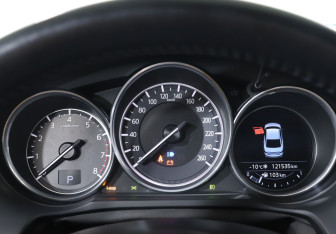 Подержанный автомобиль Mazda 6 Sedan 2016 года (11 фото)