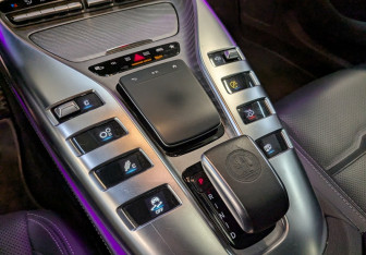 Подержанный автомобиль Mercedes-Benz AMG GT Liftback 2021 года (20 фото)