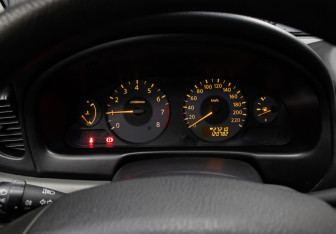 Подержанный автомобиль Nissan Almera Classic 2011 года (13 фото)