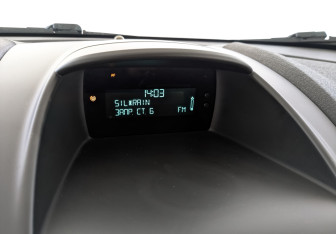 Подержанный автомобиль Ford Fiesta Sedan 2016 года (26 фото)