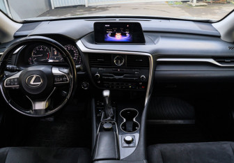 Подержанный автомобиль Lexus RX 2016 года (9 фото)