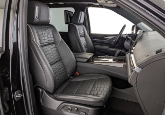 Подержанный автомобиль Cadillac Escalade Suv 2023 года (23 фото)