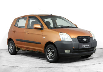 Подержанный автомобиль Kia Picanto 2006 года (3 фото)