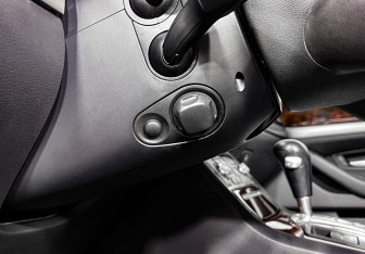 Подержанный автомобиль Audi A8 2007 года (24 фото)