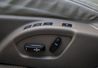 Подержанный автомобиль Volvo S80 2007 года (18 фото)