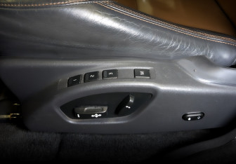 Подержанный автомобиль Volvo XC60 2014 года (21 фото)