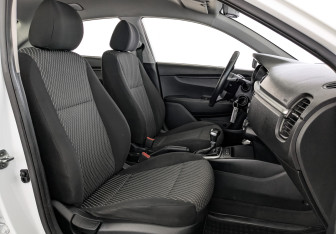 Подержанный автомобиль Kia Rio Sedan 2020 года (23 фото)