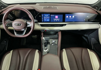 Подержанный автомобиль Geely Monjaro 2022 года (8 фото)