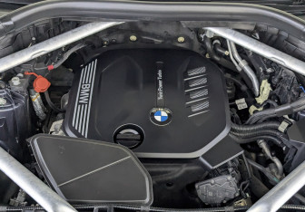 Подержанный автомобиль BMW X5 2020 года (9 фото)
