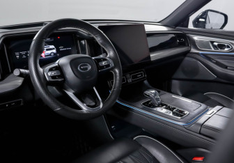 Подержанный автомобиль GAC GS8 2024 года (14 фото)