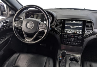 Подержанный автомобиль Jeep Grand Cherokee 2021 года (28 фото)