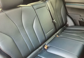 Подержанный автомобиль Haval H3 2024 года (15 фото)