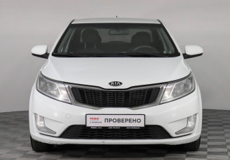 Подержанный автомобиль Kia Rio Sedan 2014 года (2 фото)