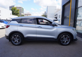 Подержанный автомобиль Geely Coolray 2021 года (4 фото)