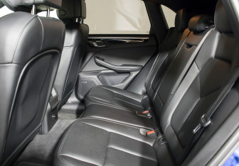 Подержанный автомобиль Porsche Macan 2014 года (29 фото)