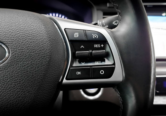 Подержанный автомобиль Hyundai Sonata 2019 года (28 фото)