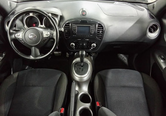 Подержанный автомобиль Nissan Juke 2011 года (11 фото)