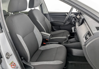 Подержанный автомобиль Skoda Rapid Liftback 2021 года (23 фото)