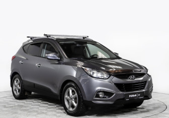 Подержанный автомобиль Hyundai ix35 2012 года (2 фото)